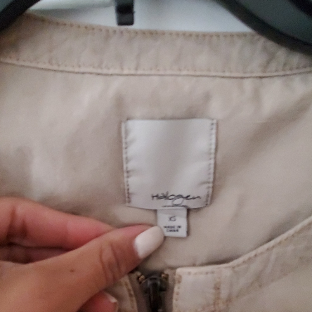 Beige Jacket - image 3